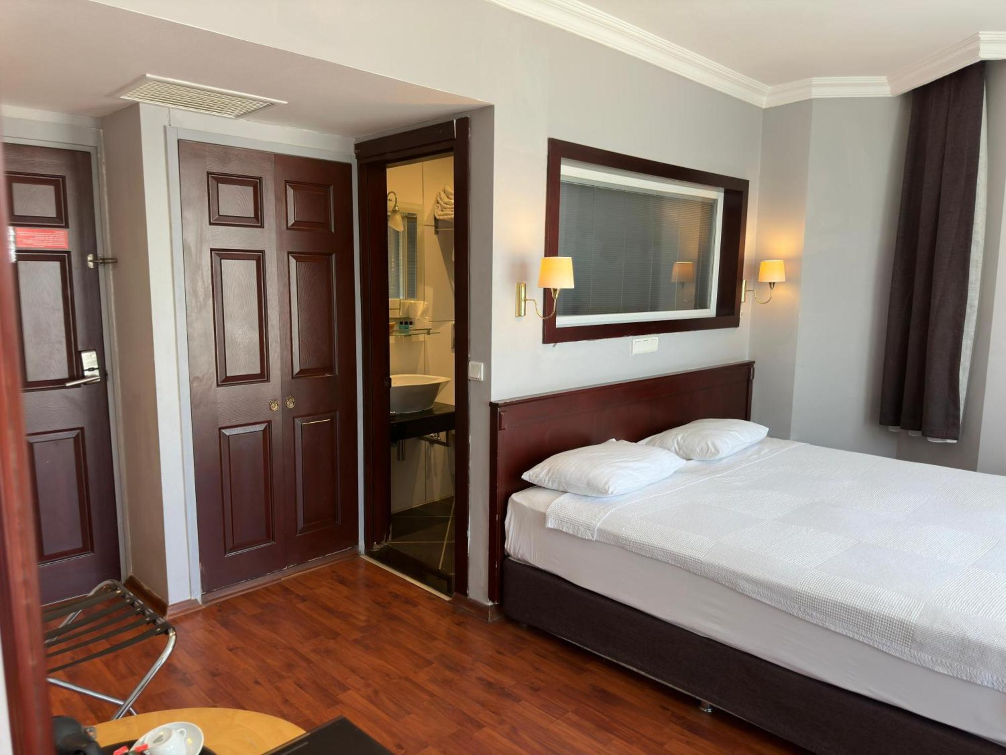 Ata Park Hotel Fethiye Exterior foto